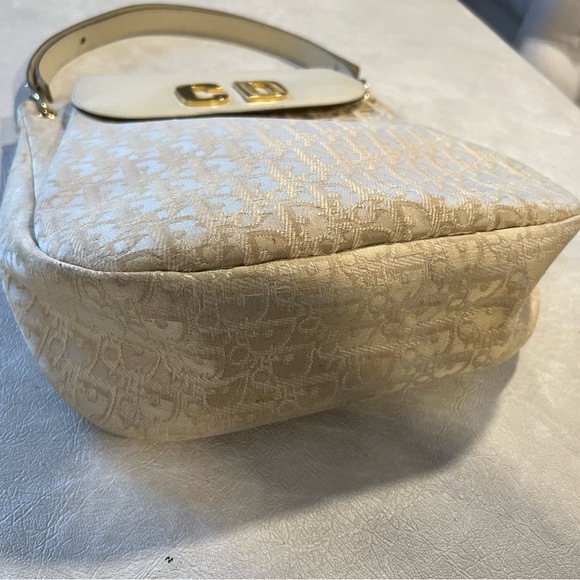 💛🤍Christian Dior vintage bag 🤍💛 - Picture 9 of 14